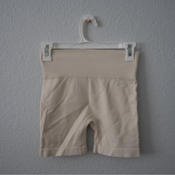 Two Piece Workout Set - Picture 3 of 3